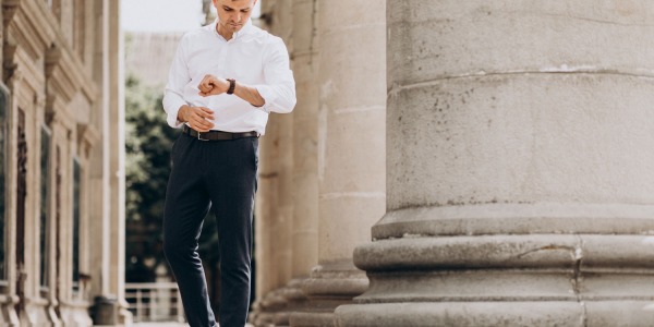 Come abbinare scarpe e cintura: regola d’oro dello stile maschile